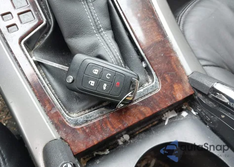 2013 Buick Lacrosse Leather Group z USA, uszkodzony, nr VIN 1G4GC5ER1DF211815